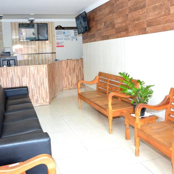Hotel Cerrado