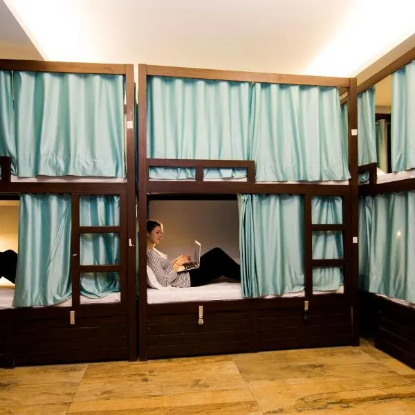 Joey's Hostel Delhi - 20 mins from Railway Station, hotel in New Delhi