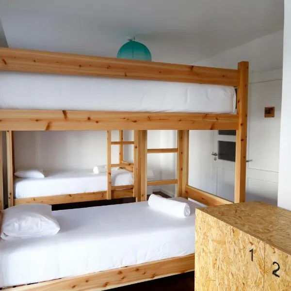 City's Hostel Ponta Delgada, ξενοδοχείο στην Πόντα Ντελγάδα