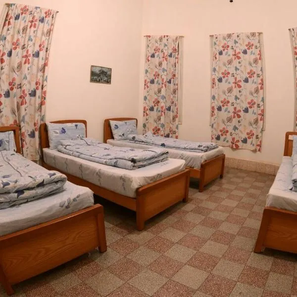 Bauhaus Motel, Hotel in Bischarri