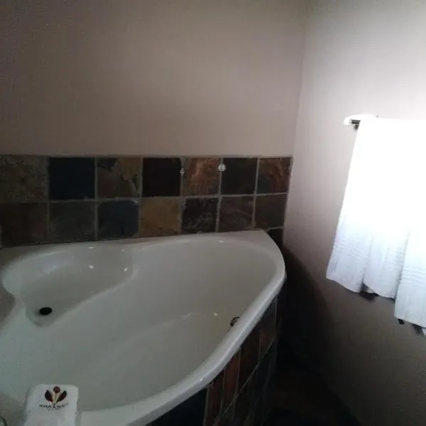 Noma-Nini Lodge, hotel v destinaci White River