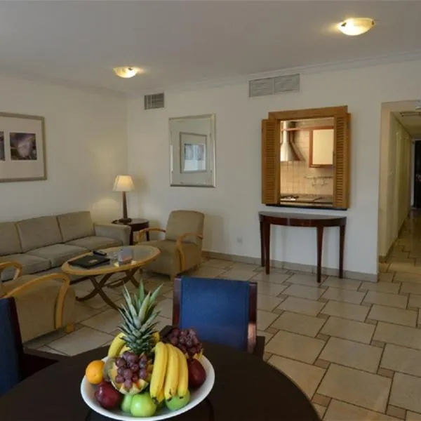 Seashell Julai'a Hotel & Resort Family resort, hotel in Al Qulay‘ah