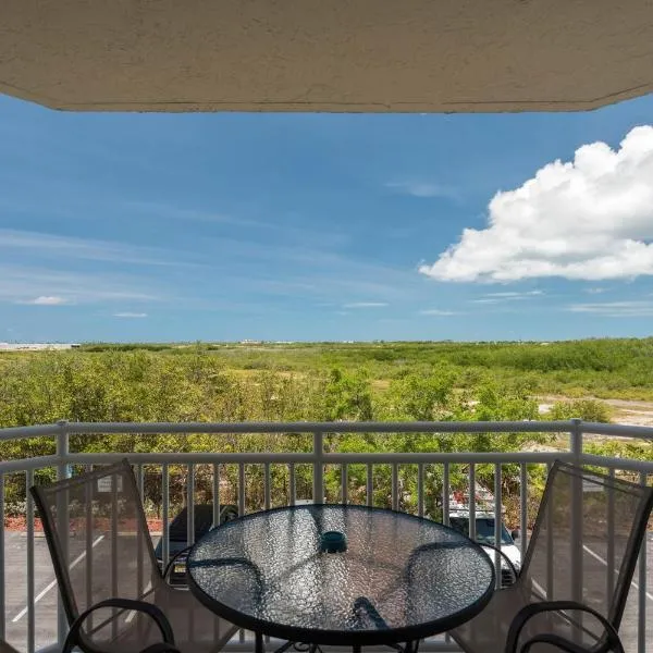 Sunrise Suites Catalina Suite #311, hotel in Key West