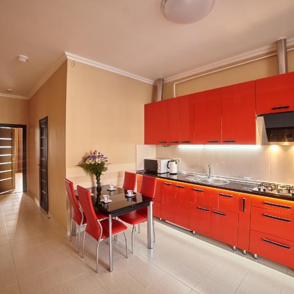 2 Bedrooms Apartment 150m from Opera House