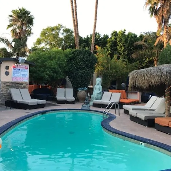 Sea Mountain Nude Resort & Spa Hotel - Adults Only, hotel in Desert Hot Springs