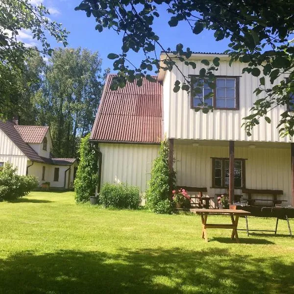 Männi Farm Holiday House, hôtel à Eoste