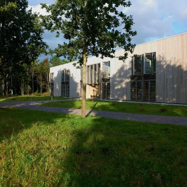 Golf Lodge, Hotel in Zeijerveen