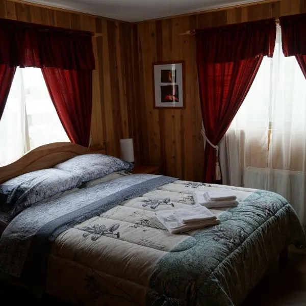 Hostal Eifelhaus、プコンのホテル