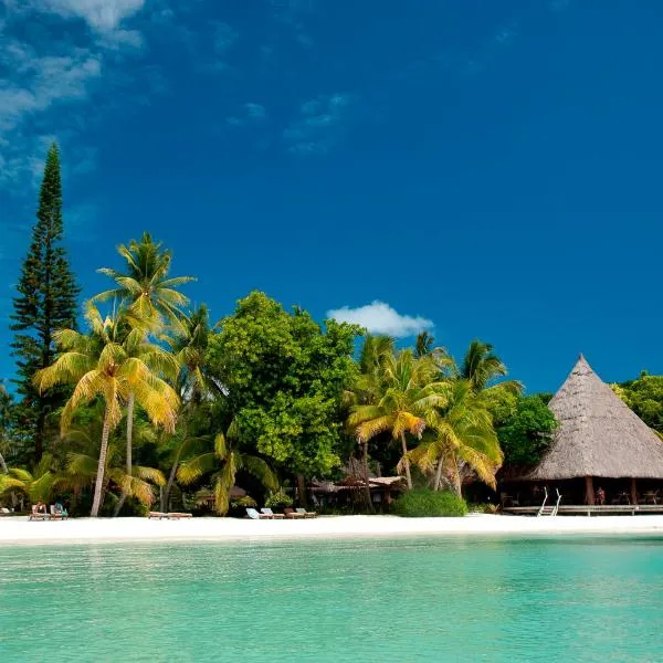 Oure Lodge Beach Resort, hotel v destinaci Vao