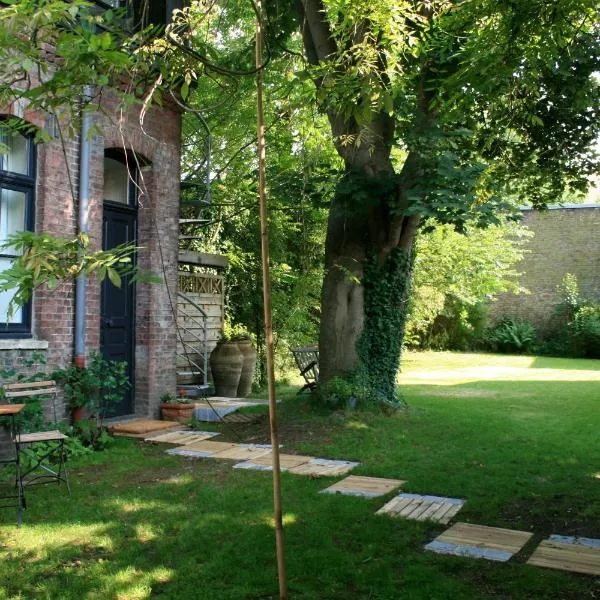 Au Cœur du Jardin, hotel in Lille