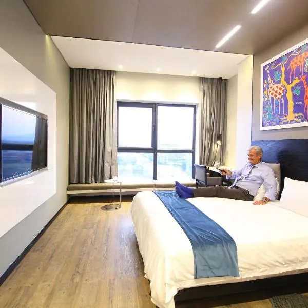 Room50Two, Hotel in Gaborone