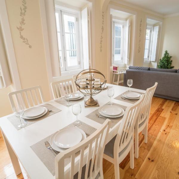 Mouraria 2 Bedroom Apartment, Lisabon