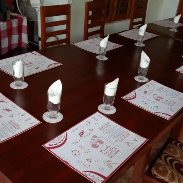 LLT Tourist Inn and Safari Jeep, hotell sihtkohas Wilpattu