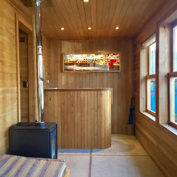 Palafito Azul Apart Hotel, hotel in Castro