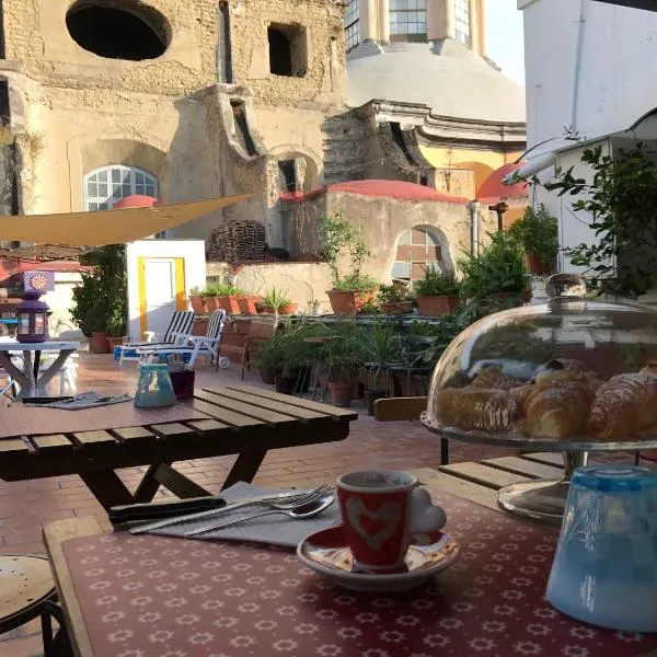 B&B La Terrazza Napoli, hotel di Naples