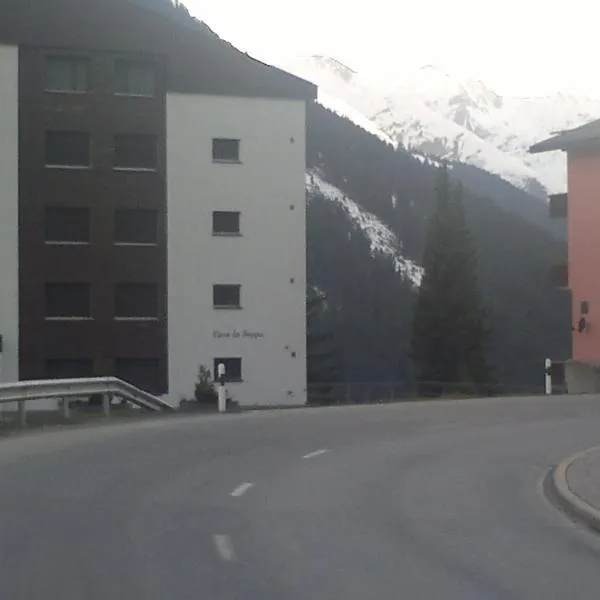 Casa La Foppa 28, hotel in Sedrun