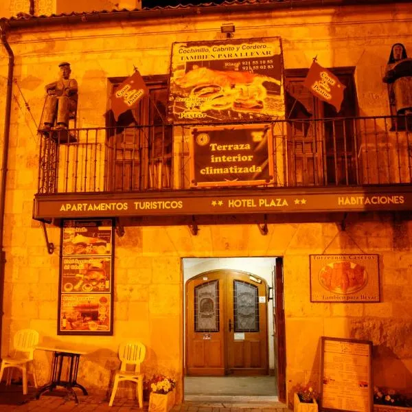Apartamentos Turisticos Casa Pastor, ξενοδοχείο σε Riaza