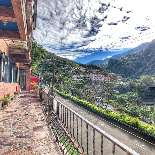 Xanadu Hostel, hotel di Yisheng