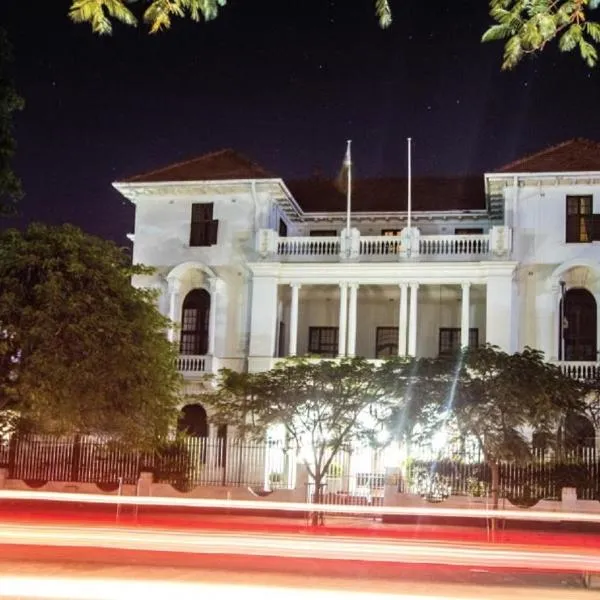 Bulawayo Club, hotel v destinaci Bulawayo
