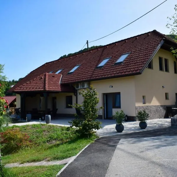 Farm Stay Zevnik, ξενοδοχείο σε Brežice