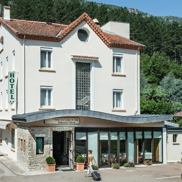 Logis Hotel Restaurant des Gorges du Tarn, hotel in Florac Trois Riviere