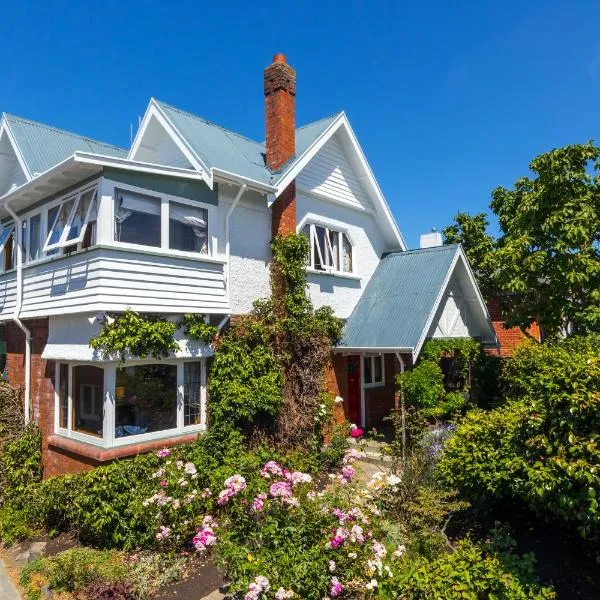 The Sanctuary & Spa Plus FREE Breakfast, hotel in Timaru