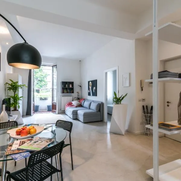 Lovely Cenisio Apartment，位于米兰的酒店