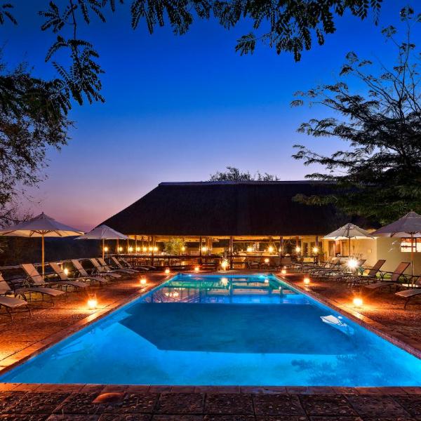 Nyati Safari Lodge