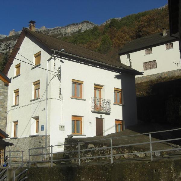 Vivienda Lanzón