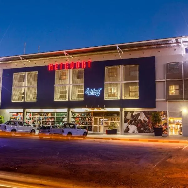 Peermont Metcourt Hotel, hotel in Francistown