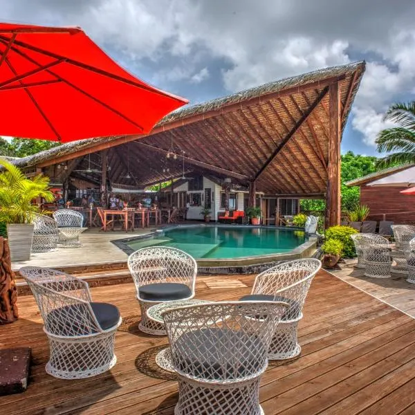 Deco Stop Lodge, Hotel in Luganville