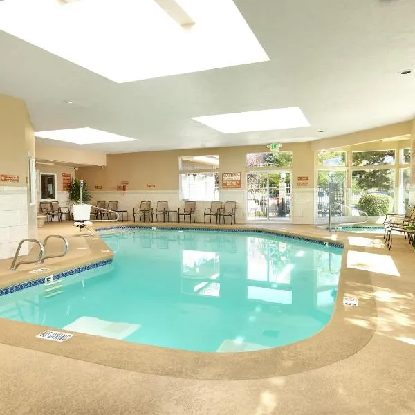 Crystal Inn Hotel & Suites - Salt Lake City, hotel in Salt Lake City