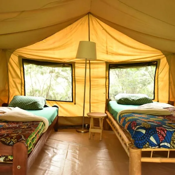 Red Rocks Rwanda - Campsite & Guesthouse, hotel em Nyakinama
