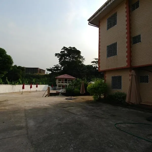 Rose Garden Apartments, hotel v destinaci Limbe