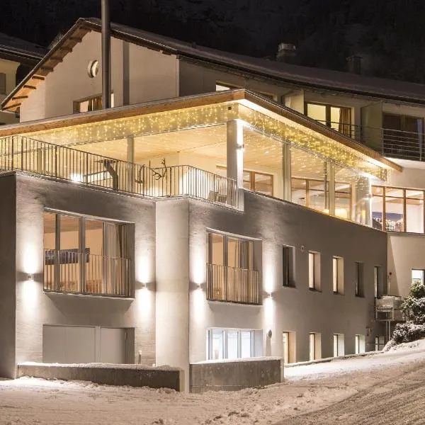 Laagers Hotel Garni, hotel en Samedan