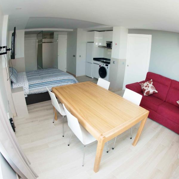 Modern & Stylish Loft with Breathtaking Views FREE WIFI - Close to the sea