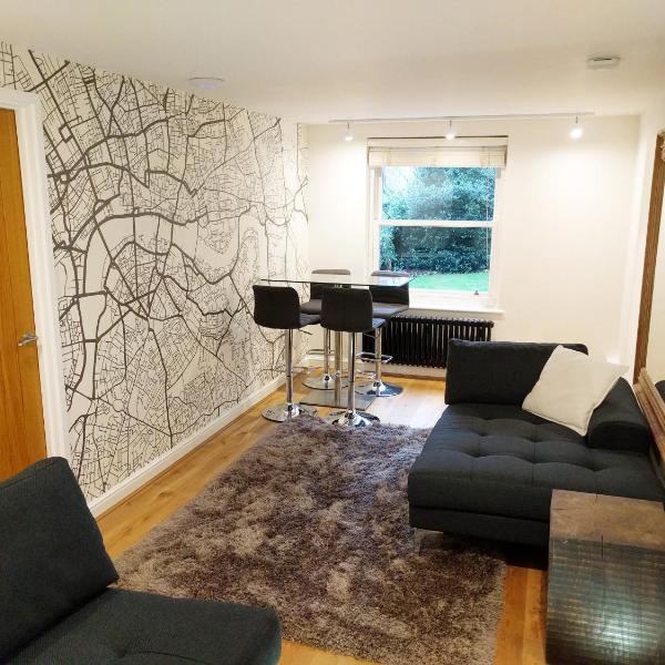 Modern 1 Bedroom Apartment in Kensington