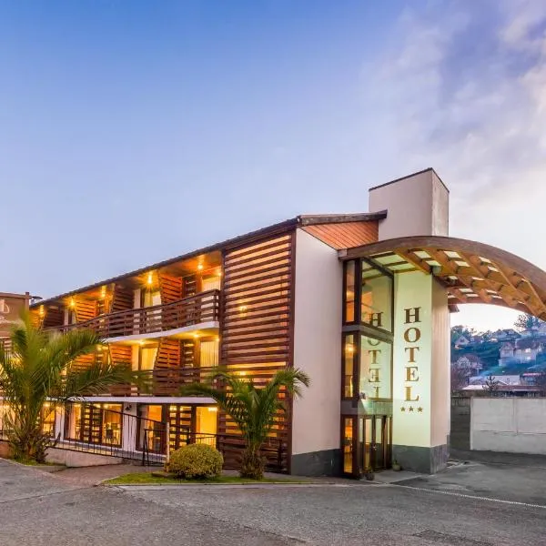 Hotel Germania, hotel v destinaci Puerto Varas