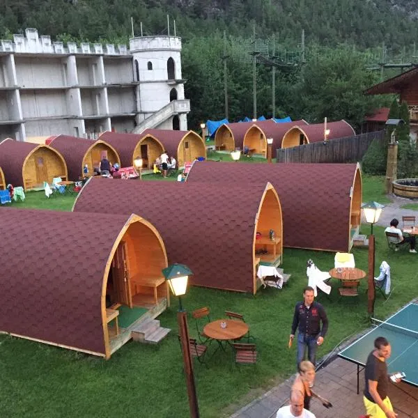 Inn-side ADVENTURE CABINS โรงแรมในไฮมิง