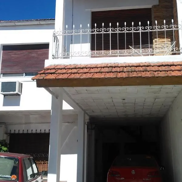 Leticia y Fabián, hotel Gualeguaychúban