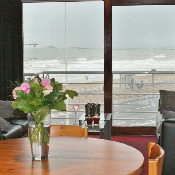 Appartement met zeezicht max 6 p, hotel a Ostenda