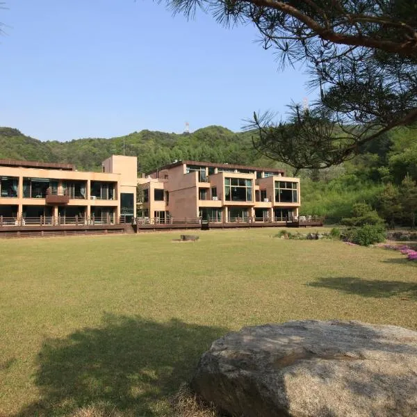 Hugel Heim Pension, hotel in Pyeongchang
