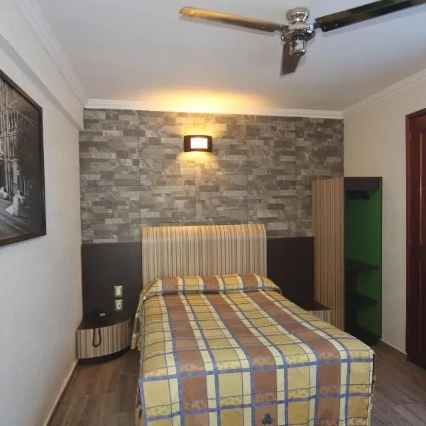 Hotel Plaza Crystal, hotel en Xalapa