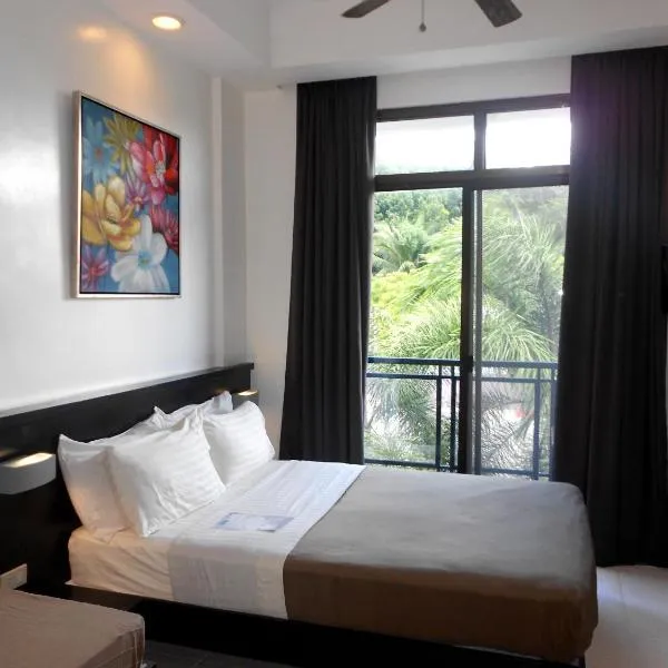 One Crescent Place Hotel, hotel in Boracay