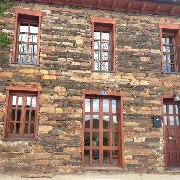 Casa de piedra en Muga de Alba