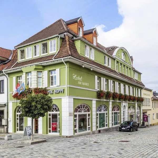 Hotel Garni am Markt - Businesshotel - Frühstücksbuffet - Fahrradabstellplatz - Hunde willkommen, Hotel in Neustadt bei Coburg