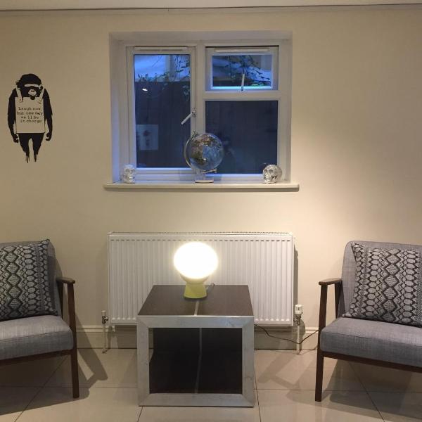 Mapesbury Hostel London, London