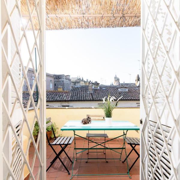 White terrace apartment navona