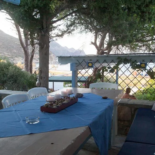 Lampi's House, hotel v destinaci Patmos