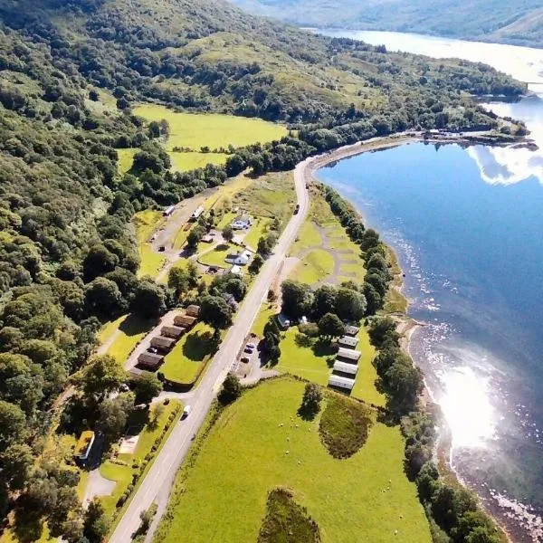 Appin Holiday Homes -Caravans, Lodges, Shepherds Hut and Train Carriage stays, hôtel à Appin